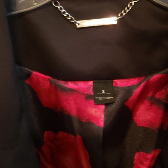 Black satin coat - Picture 2 of 3